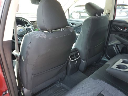 Certified 2025 Subaru Outback Premium w/ Popular Package #1 AWD/4WD image 10