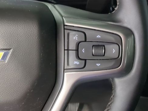 Used 2024 Chevrolet Silverado 1500 LT AWD/4WD image 30