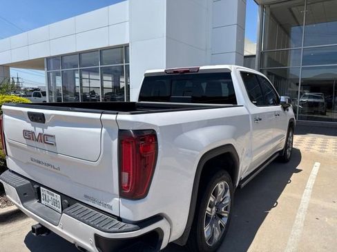 Used 2023 GMC Sierra 1500 Denali w/ Denali Reserve Package AWD/4WD image 3