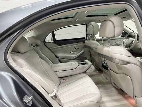 Used 2017 Mercedes-Benz S 550 4MATIC Sedan image 41