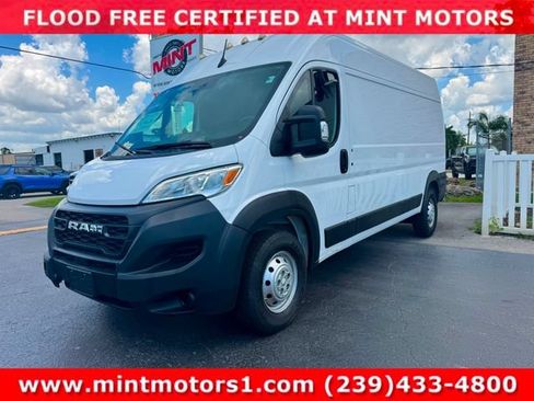 Used 2023 RAM ProMaster 2500 FWD image 5