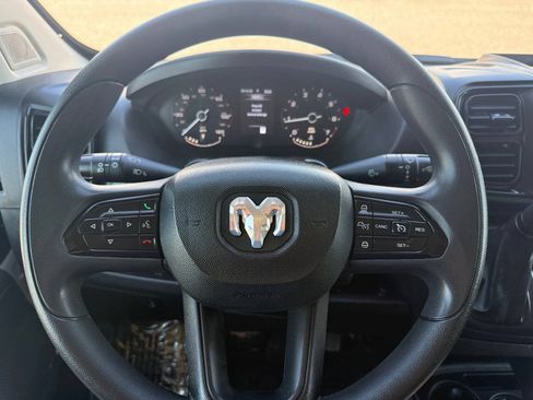 Used 2025 RAM ProMaster 2500 w/ Convenience Group FWD image 28