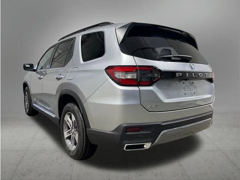 New 2026 Honda Pilot EX-L image 3