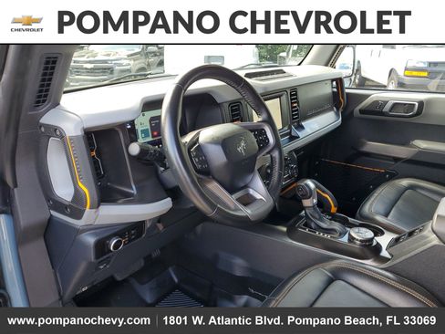 Used 2023 Ford Bronco Badlands image 18