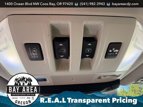 Used 2022 Subaru Ascent Limited w/ Technology Package AWD/4WD image 23