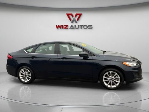 Used 2020 Ford Fusion SE FWD image 5