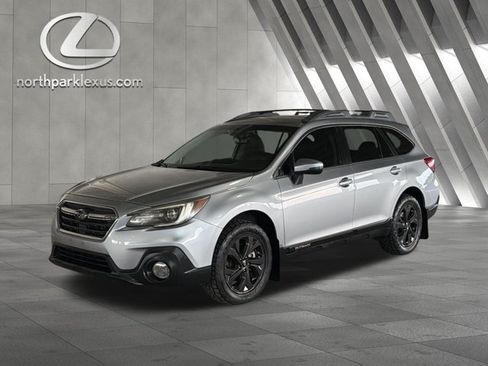 Used 2019 Subaru Outback 2.5i Limited AWD/4WD image 3