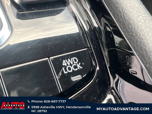 Used 2022 Jeep Compass Limited AWD/4WD image 21