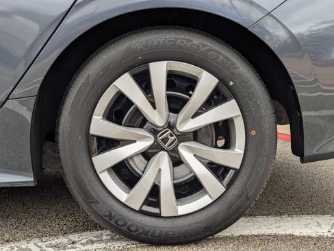 Used 2023 Honda Civic LX image 31