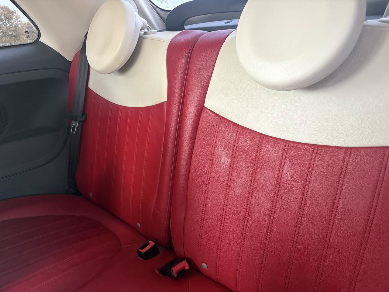 Used 2012 FIAT 500 Lounge w/ Luxury Leather Pkg FWD image 33