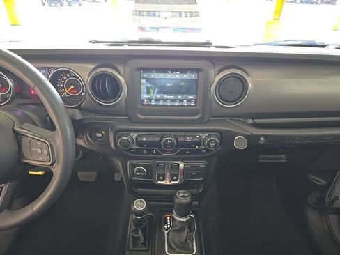 Used 2023 Jeep Wrangler Sport AWD/4WD image 6