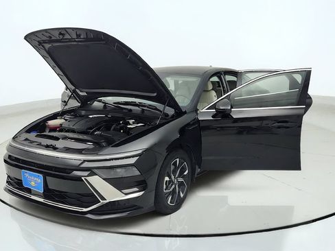 Used 2024 Hyundai Sonata SEL FWD image 10