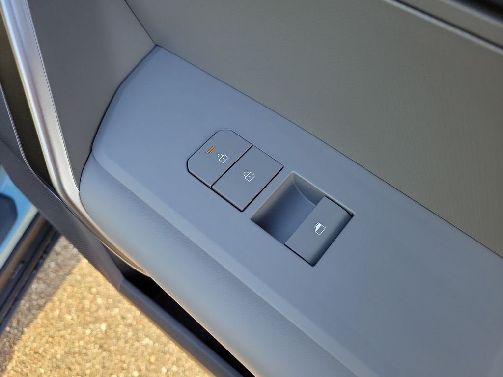 New 2027 Kia Seltos S FWD image 11