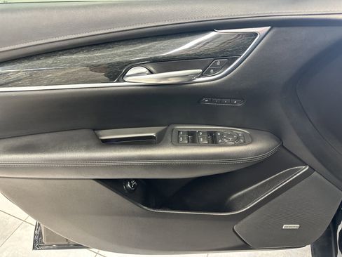 Used 2021 Cadillac XT5 Premium Luxury w/ LPO, Floor Liner Package image 21