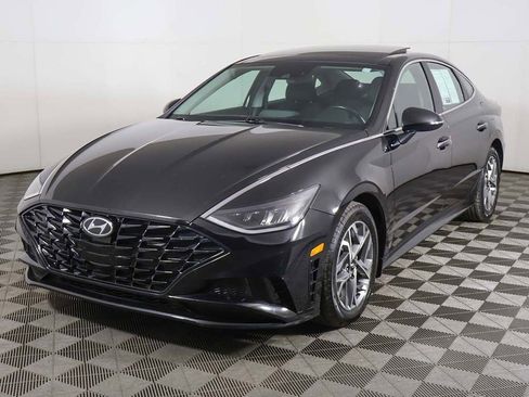 Used 2022 Hyundai Sonata SEL w/ Convenience Package FWD image 9