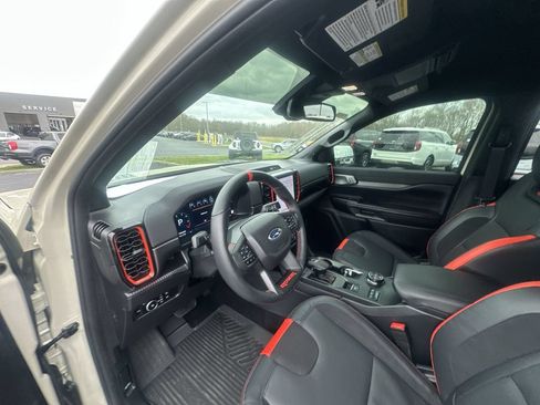 Used 2025 Ford Ranger Raptor AWD/4WD image 10