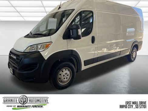 Used 2023 RAM ProMaster 2500 FWD image 1