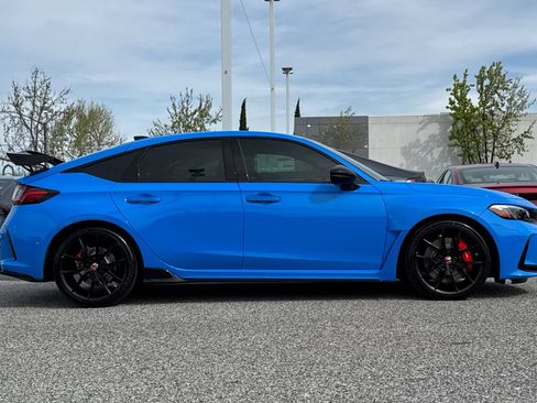 Used 2025 Honda Civic Type R image 7