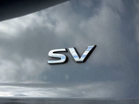 Used 2023 Nissan Rogue SV image 18