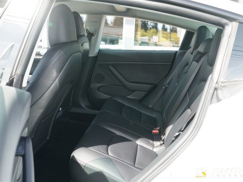 Used 2022 Tesla Model 3 image 21