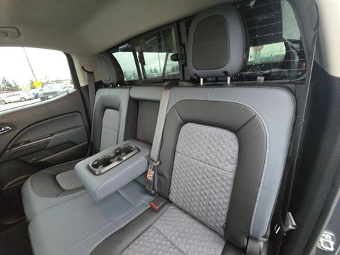 Used 2022 Chevrolet Colorado Z71 image 21