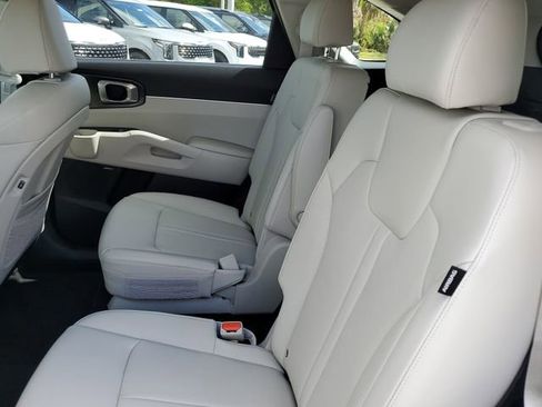 New 2026 Kia Sorento EX FWD image 10