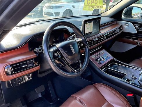 Used 2022 Lincoln Aviator Reserve w/ Equipment Group 201A RWD image 15