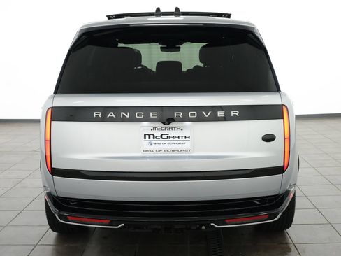Used 2023 Land Rover Range Rover SE AWD/4WD image 4