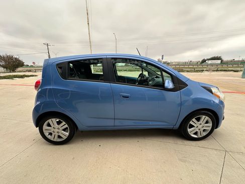 Used 2014 Chevrolet Spark LT image 6