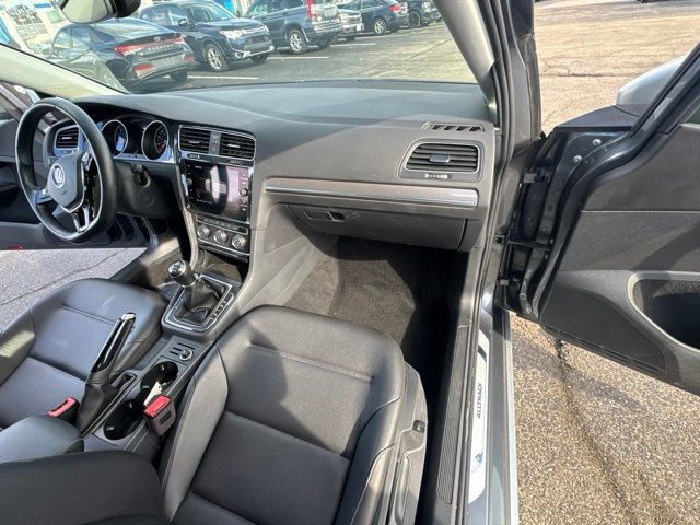 Used 2019 Volkswagen Golf Alltrack SE AWD/4WD image 15