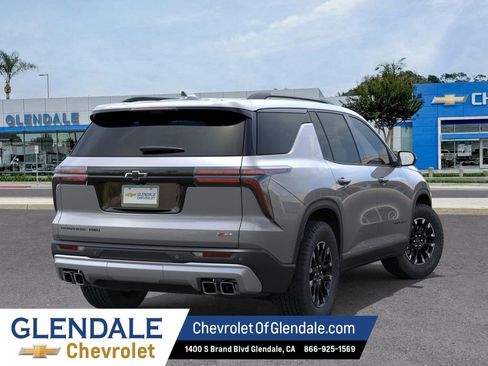 New 2026 Chevrolet Traverse Z71 w/ Enhanced Driving Package AWD/4WD image 4