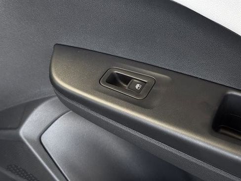 New 2025 Volkswagen Taos SEL AWD/4WD image 28