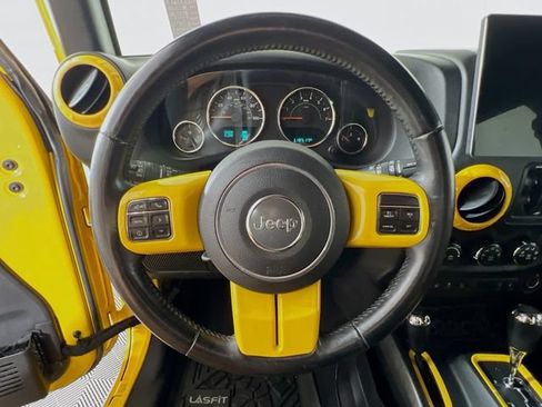 Used 2015 Jeep Wrangler Unlimited Sahara w/ Dual Top Group AWD/4WD image 12