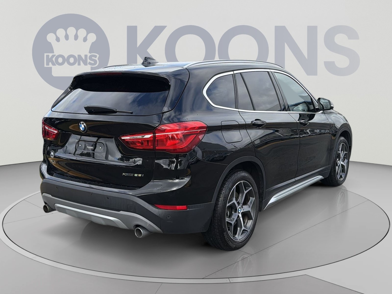 Used 2018 BMW X1 xDrive28i AWD/4WD image 16