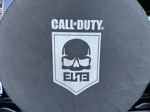 Used 2012 Jeep Wrangler Unlimited Rubicon image 34