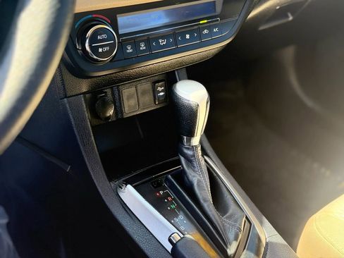 Used 2014 Toyota Corolla LE image 15