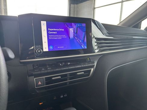 Used 2025 Toyota Camry LE image 21