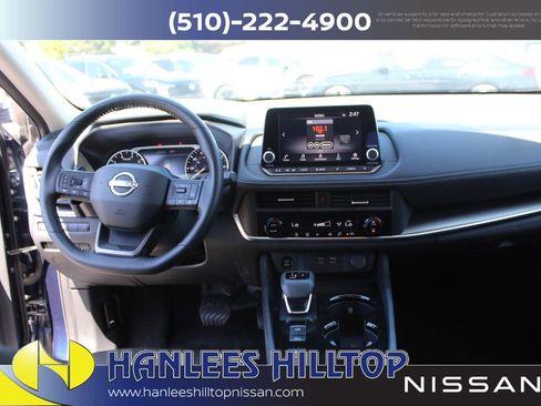 Used 2025 Nissan Rogue SV FWD image 19
