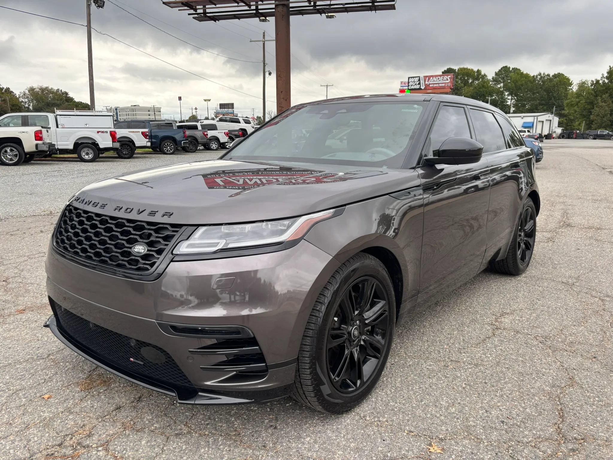 Used 2023 Land Rover Range Rover Velar R-Dynamic S AWD/4WD image 9