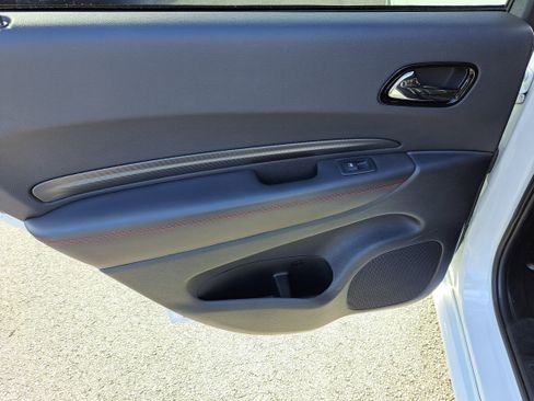 Used 2024 Dodge Durango GT image 10