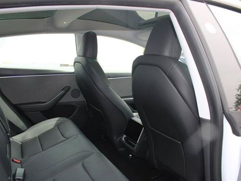 Used 2024 Tesla Model 3 Long Range RWD image 13
