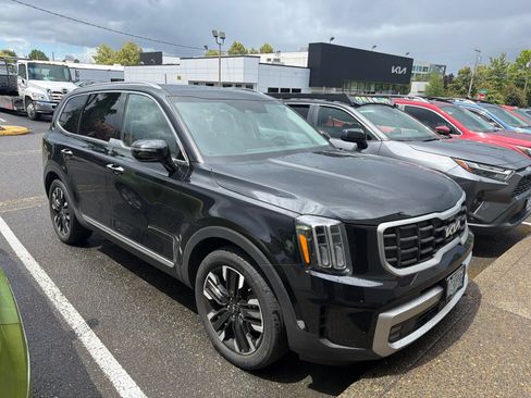 Used 2023 Kia Telluride SX AWD/4WD image 3
