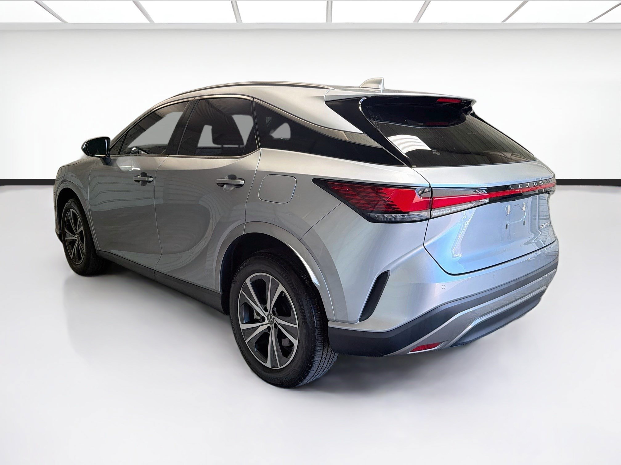 Used 2024 Lexus RX 350 Premium w/ Accessory Package (Z1) FWD image 6