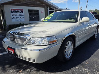 Used 2007 Lincoln Town Car Signature