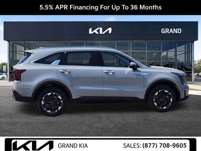 New 2026 Kia Sorento S