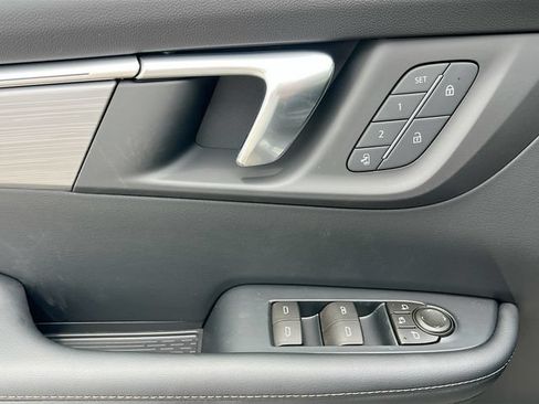 New 2026 Buick Enclave Preferred w/ Power Package FWD image 13
