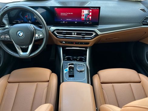 Used 2023 BMW i4 eDrive35 w/ Premium Package RWD image 16