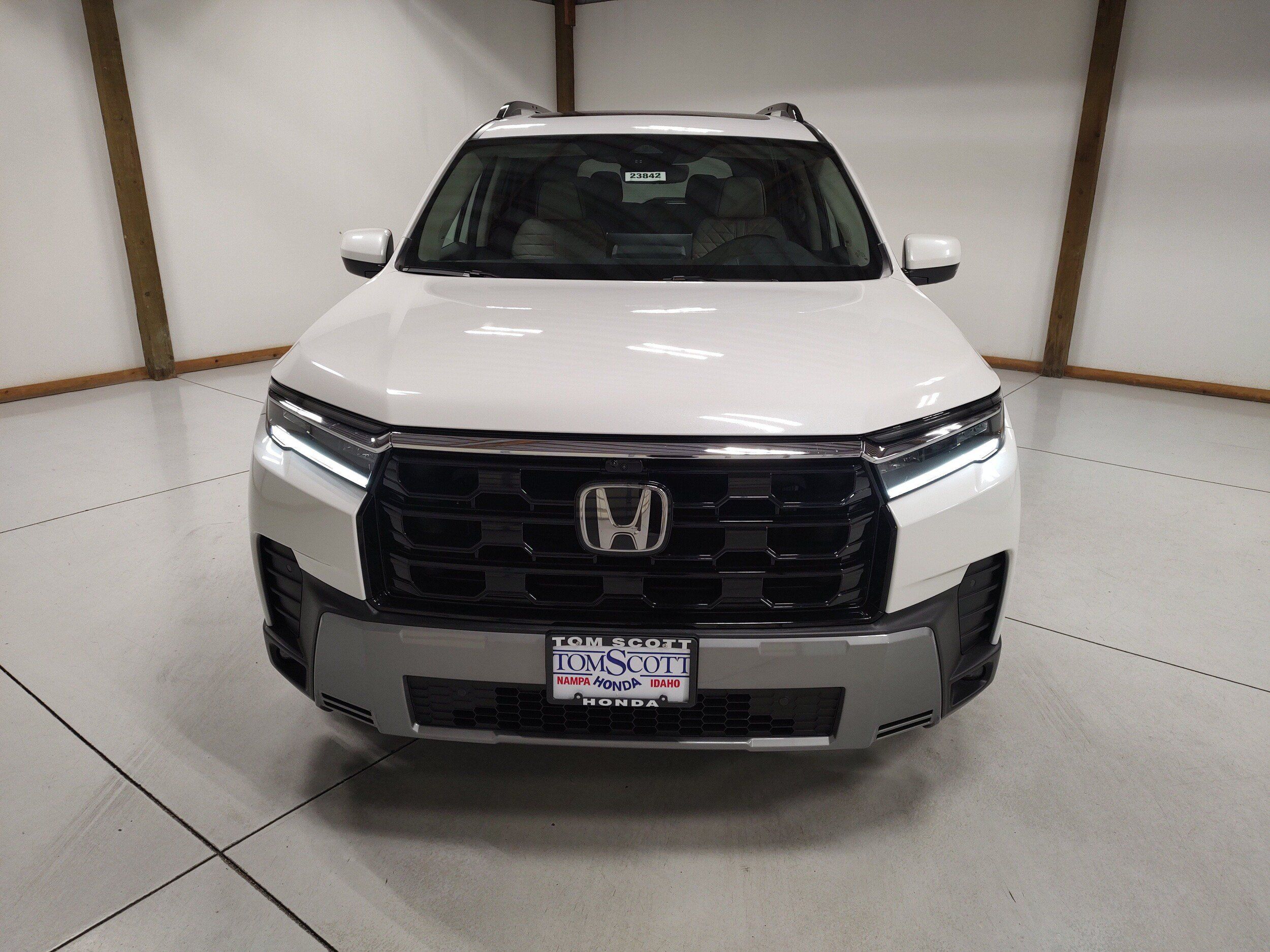New 2026 Honda Pilot Elite image 3
