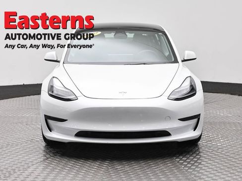 Used 2023 Tesla Model 3 Standard Range RWD image 2