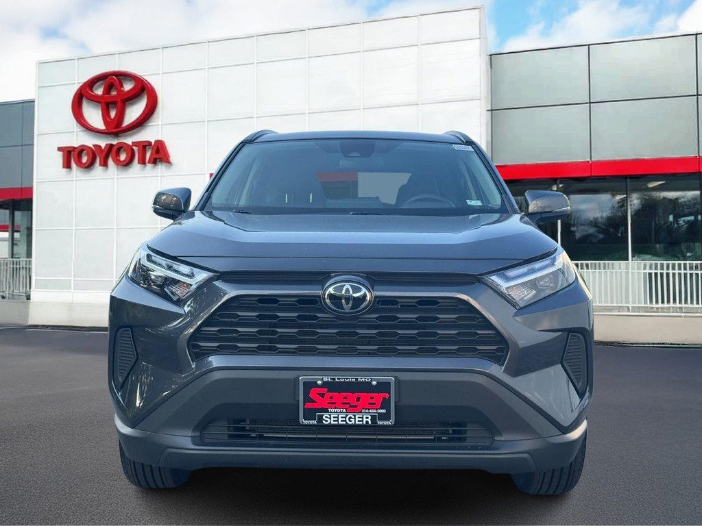 Certified 2025 Toyota RAV4 XLE AWD/4WD image 13